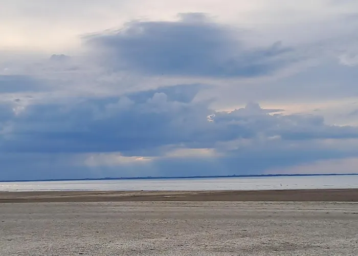 Le Lac